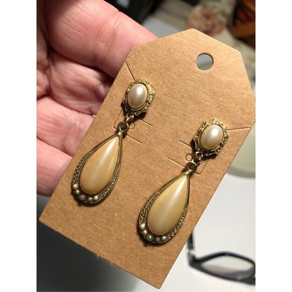 Vintage 1928 Faux Pearl Drop Earrings - Picture 4 of 5
